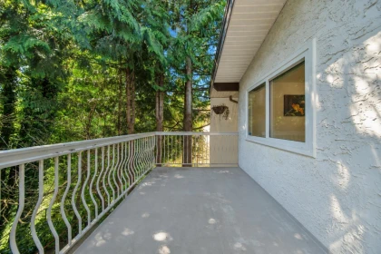 Mudroom Photo of 32410 Diamond Avenue, Mission, BC