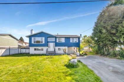 11664 88a Avenue, Delta, BC, Delta — Single Family Residence for sale