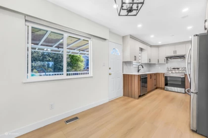 Kitchen Photo of 11664 88a Avenue, Delta, BC