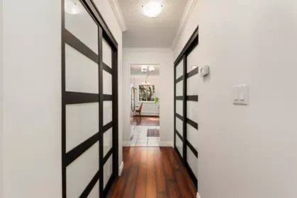 Mudroom Photo of 204 725 Commercial Drive, Vancouver, BC
