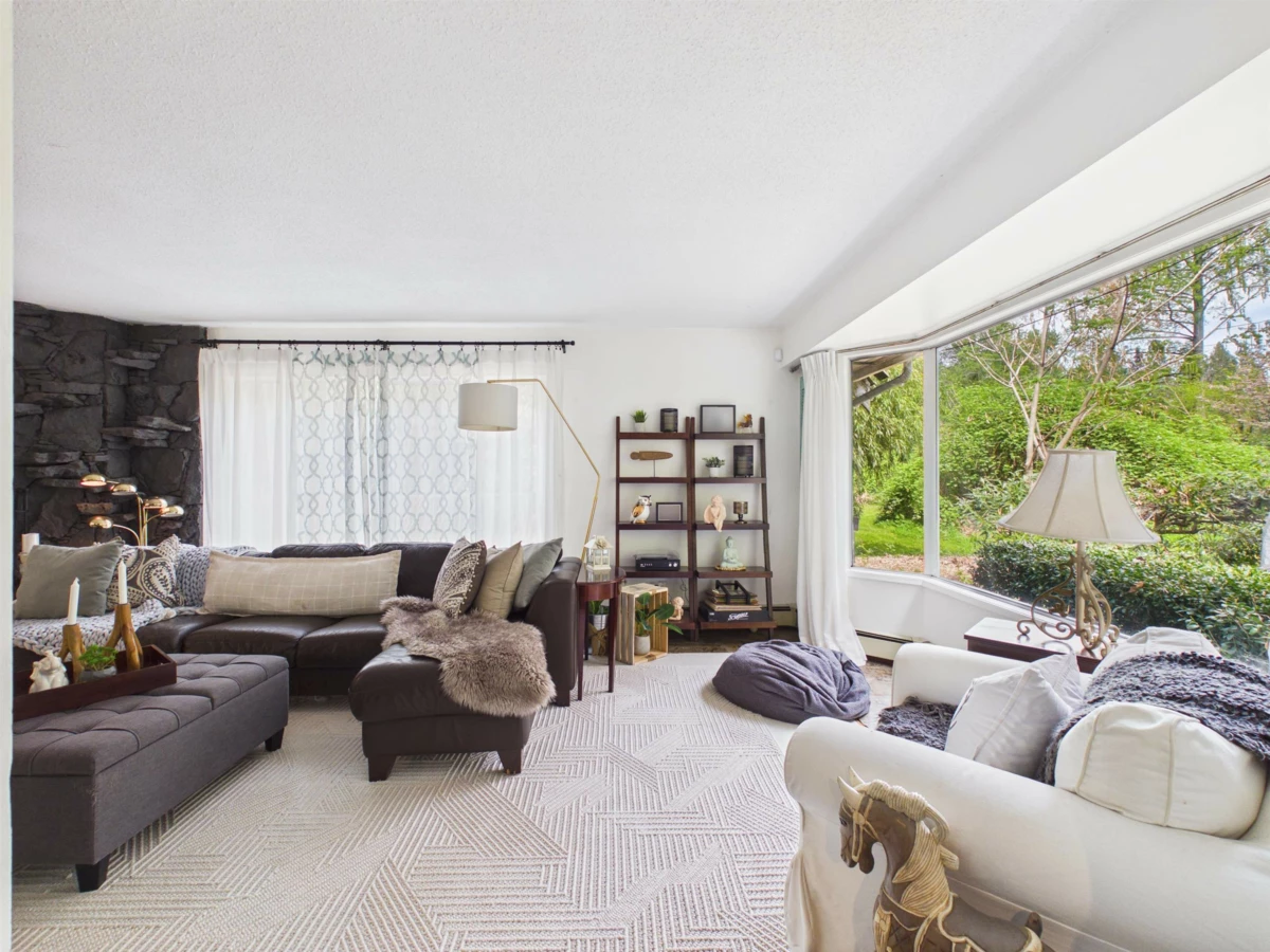 Family Room Photo of 13205 Cedar Way, Maple Ridge, BC
