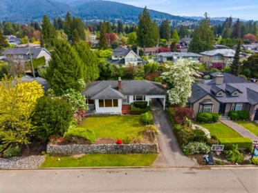 2762 Newmarket Drive, North Vancouver, BC, North Vancouver — Single Family Residence for sale