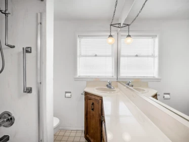 Primary Bathroom Photo of 2762 Newmarket Drive, North Vancouver, BC