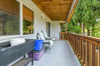 Hot Tub / Spa Photo of 20663 39 Avenue, Langley, BC