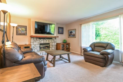 Primary Bedroom Photo of 20663 39 Avenue, Langley, BC