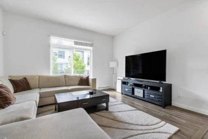Breakfast Nook Photo of 107 15230 Guildford Drive, Surrey, BC