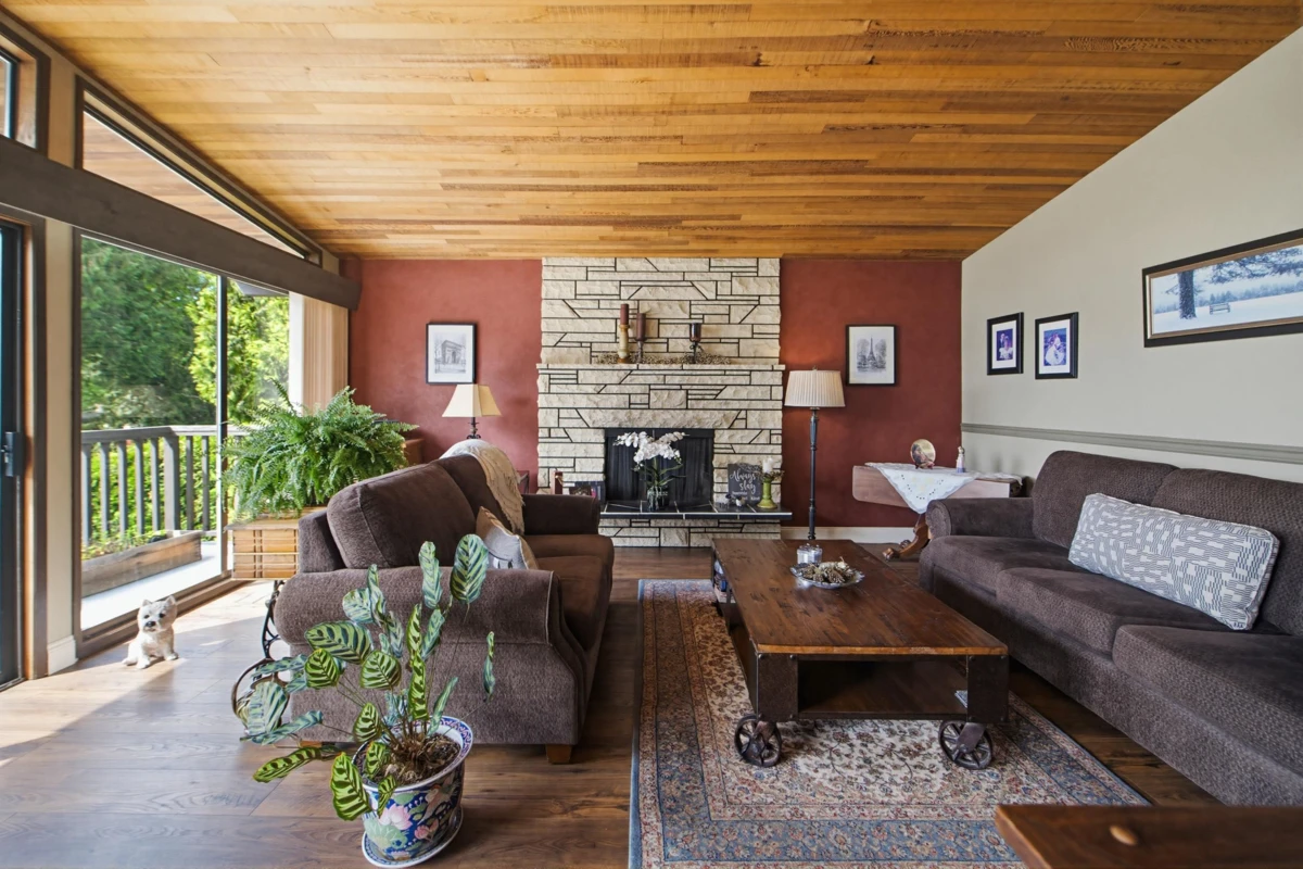 Dining Area Photo of 2740 Marble Hill Drive, Abbotsford, BC