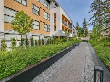 Garden / Landscaping Photo of 134 2635 King George Boulevard, Surrey, BC