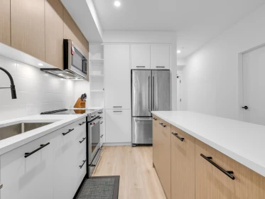 Walk-In Closet Photo of 134 2635 King George Boulevard, Surrey, BC