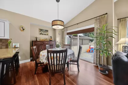 Entry Foyer Photo of 6924 197b Street, Langley, BC