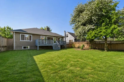 Backyard Photo of 306 Ninth Avenue, New Westminster, BC