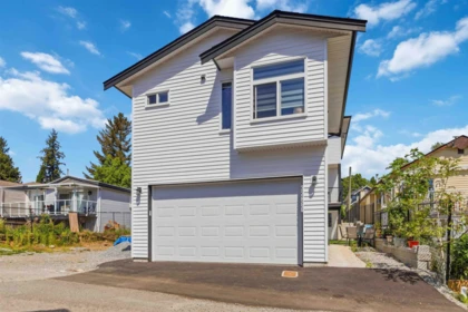 Laundry Room Photo of 32866 3rd Avenue, Mission, BC