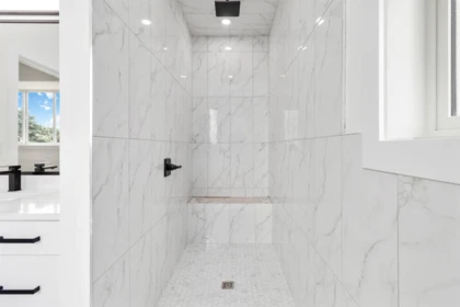 Powder Room Photo of 32866 3rd Avenue, Mission, BC