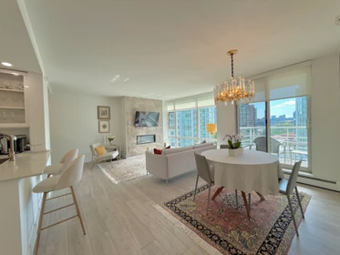 Breakfast Nook Photo of 1008 198 Aquarius Mews, Vancouver, BC