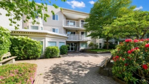 311 9948 151 Street, Surrey, BC