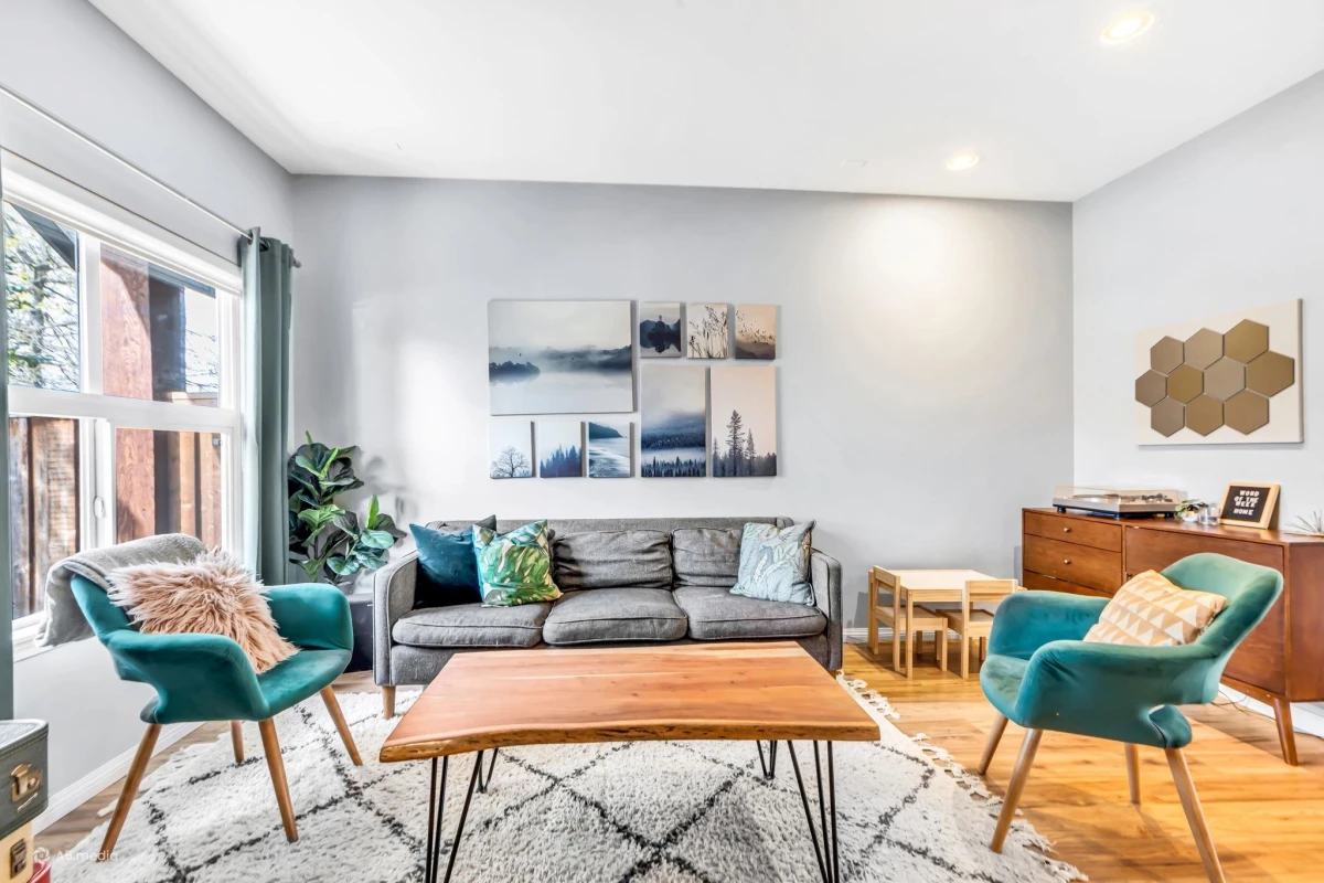 Family Room Photo of 62 1055 Riverwood Gate, Port Coquitlam, BC