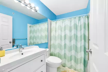 Guest Bathroom Photo of 62 1055 Riverwood Gate, Port Coquitlam, BC