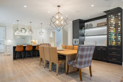 Breakfast Nook Photo of 26979 58 Avenue, Langley, BC