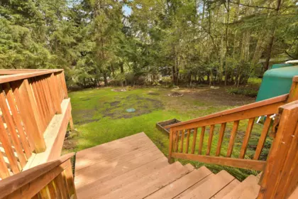 Front Yard Photo of 552 Club Crescent, Mayne Island, BC