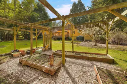 Hot Tub / Spa Photo of 552 Club Crescent, Mayne Island, BC