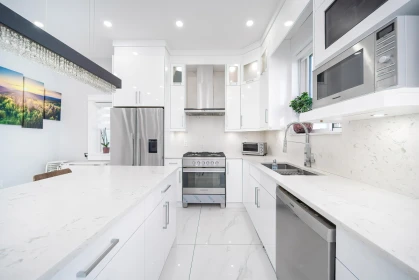 Kitchen Island Photo of 749 E 60th Avenue, Vancouver, BC
