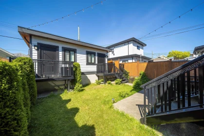 Laundry Room Photo of 749 E 60th Avenue, Vancouver, BC