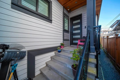 749 E 60th Avenue, Vancouver, BC, Vancouver — Half Duplex for sale