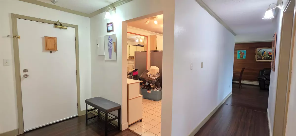 Dining Area Photo of 202 7473 140 Street, Surrey, BC