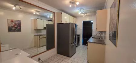 Kitchen Photo of 202 7473 140 Street, Surrey, BC