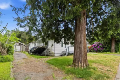 11328 Maple Crescent, Maple Ridge, BC, Maple Ridge — Single Family Residence for sale