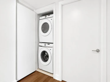 Walk-In Closet Photo of 153 785 W 49th Avenue, Vancouver, BC