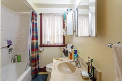 Primary Bathroom Photo of 5454 Melbourne Street, Vancouver, BC