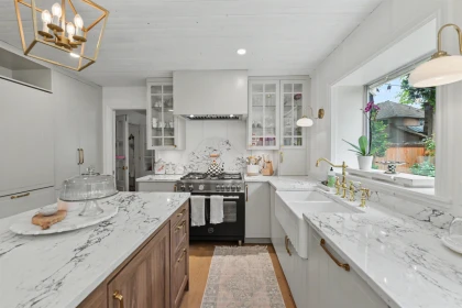 2085 Ocean Forest Drive, Surrey, BC, Surrey — Single Family Residence for sale