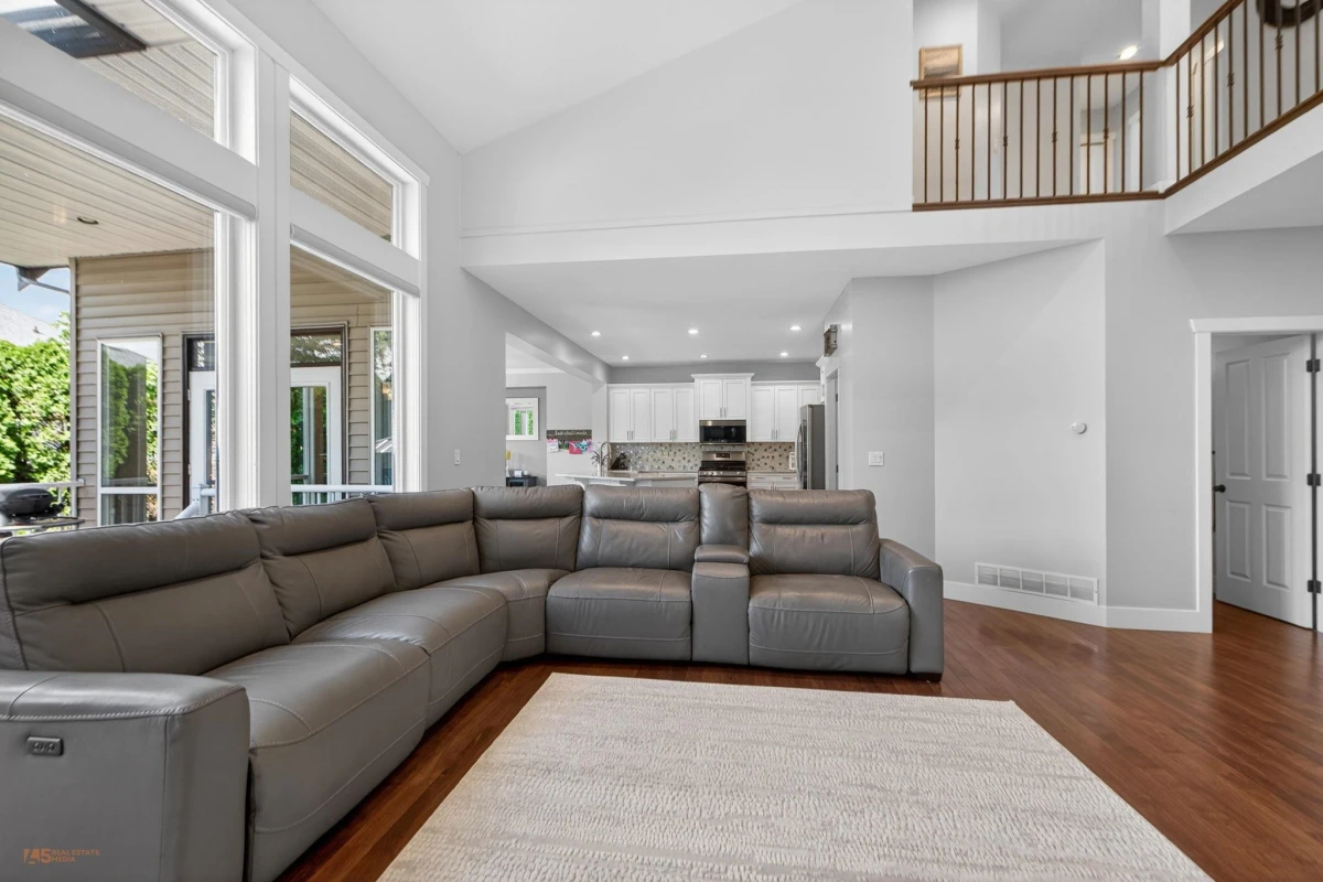 Living Room Photo of 21067 83a Avenue, Langley, BC