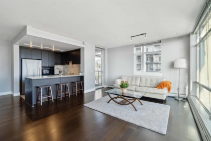 Breakfast Nook Photo of 901 1320 Chesterfield Avenue, North Vancouver, BC