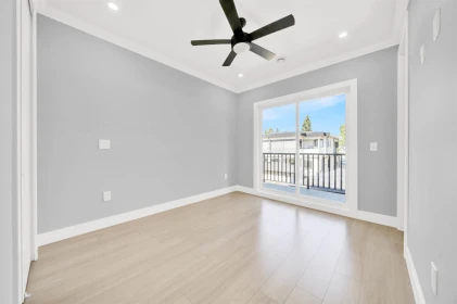 Basement Recreation Room Photo of 11775 82b Avenue, Delta, BC