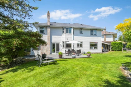 Front Yard Photo of 6092 185 Street, Surrey, BC