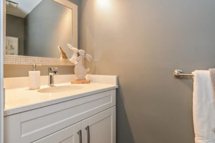 Guest Bathroom Photo of 6092 185 Street, Surrey, BC
