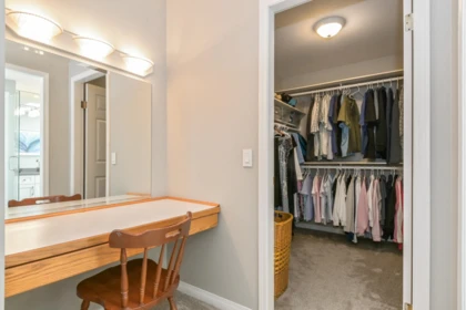 Mudroom Photo of 6092 185 Street, Surrey, BC