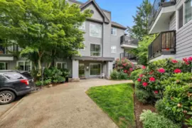201B 40120 Willow Crescent, Squamish, BC