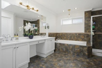 Entry Foyer Photo of 9018 217 Street, Langley, BC