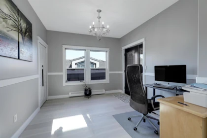Hallway Photo of 13 Shoreline Circle, Port Moody, BC