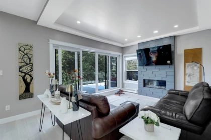 Mudroom Photo of 13 Shoreline Circle, Port Moody, BC