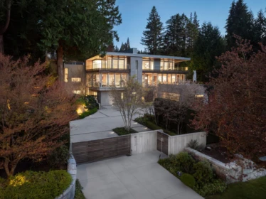 Front Yard Photo of 4850 Fannin Avenue, Vancouver, BC