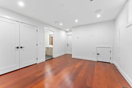 Mudroom Photo of 2719 E 46th Avenue, Vancouver, BC