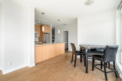 Kitchen Island Photo of 2909 2955 Atlantic Avenue, Coquitlam, BC