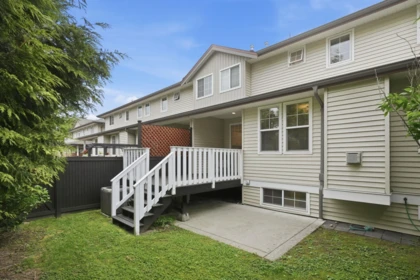 Hot Tub / Spa Photo of 5 45140 South Sumas Road, Chilliwack, BC
