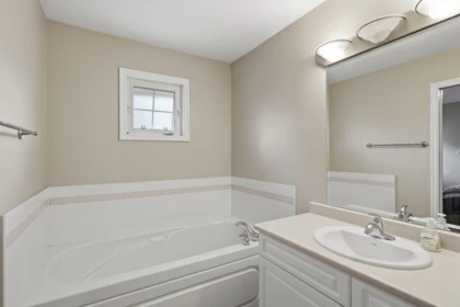 Mudroom Photo of 5 45140 South Sumas Road, Chilliwack, BC