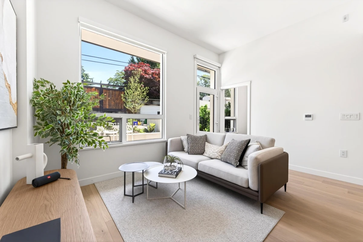 Family Room Photo of 108 5212 Cambie Street, Vancouver, BC