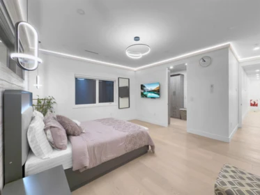 Powder Room Photo of 14124 71 Avenue, Surrey, BC